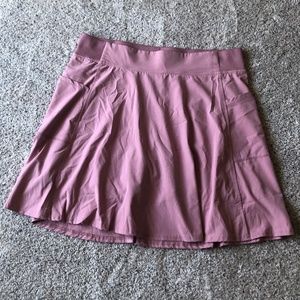 32 Degrees Skort - M - pockets - 18inch length